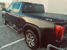 2023 GMC Sierra 1500 Crew Cab SLT Triple Black Loaded - More GM - Photo 29