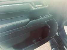 2023 GMC Sierra 1500 Crew Cab SLT Triple Black Loaded - More GM - Photo 35