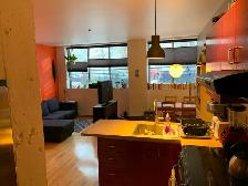3 1/2 style loft avec 1 stationnement garage a louer - Photo 7