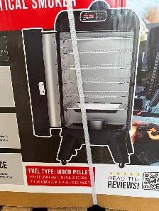 Grilla Grills Mammoth Vertical Smoker - Photo 3