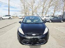 2011 Ford Fiesta Manual Hatchback Well Maintained - Photo 2