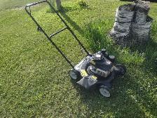 Tondeuse a gazon YARD MACHINES 132cc  20'' de coupe l