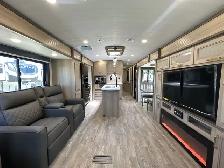 2024 Outback 330RL, COUPLES UNIT, LUXURIOUS, KING BED, ISLAND - Photo 4
