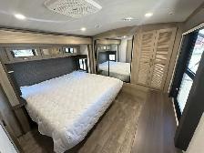 2024 Outback 330RL, COUPLES UNIT, LUXURIOUS, KING BED, ISLAND - Photo 36