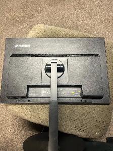 Lenovo 22" Monitor - Photo 2