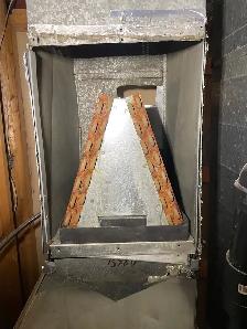 AC LEAKING - Photo 4