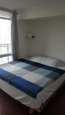 1 Bed   Den - Condo for Lease – CityPlace - CN Tower View - Photo 4