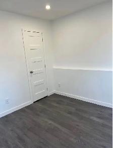 TRÈS GRAND LOGEMENT A LOUER - Photo 9