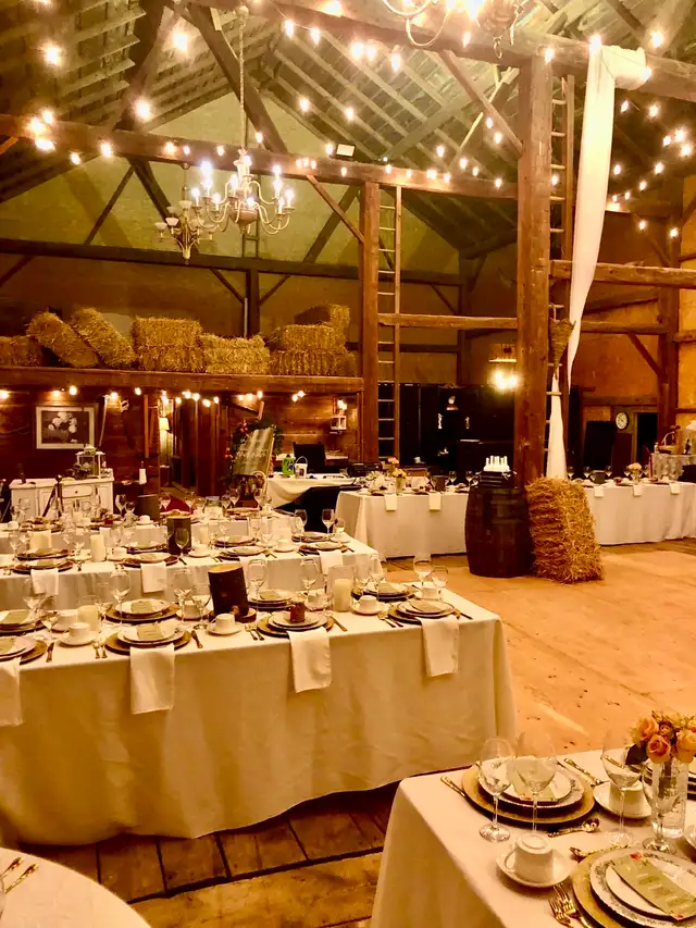 Wedding Glamour Country Style