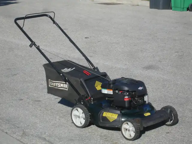 3 IN 1 GAS POWER 21' BRIGGS & STRATON 6.75HP/190CC LAWNMOWER!