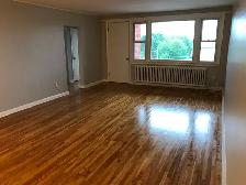 July 1st - Secure Bldg – Big Balcony – Second Floor - 2 Bdrm - Photo 3