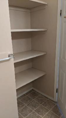 Across from Hospital! Top Floor Unit! Pet Friendly! - Photo 7