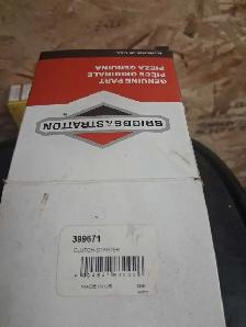 New in box Briggs and Stratton starter clutch assy. PART#399671 - Photo 3