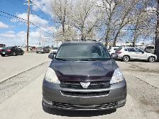 2004 Toyota Sienna 7-Passenger AWD Power Seats - Photo 2