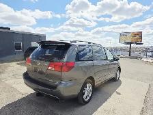 2004 Toyota Sienna 7-Passenger AWD Power Seats - Photo 4