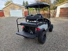 Lifted Club Car Tempo Golf Cart (With Rear Seat) - Photo 3