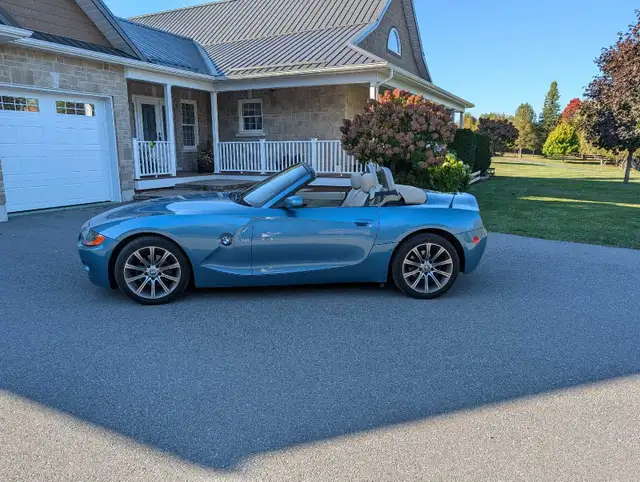 2003 BMW Z4 2.5L Automatic LOW Km