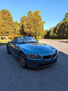 2003 BMW Z4 2.5L Automatic LOW Km - Photo 2