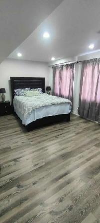 large Private room available - Photo 4