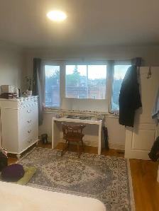 Toronto World Cup Accommodation for Family-Couples - Photo 3