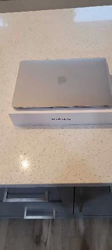 MacBook Air 13' (2020) - Photo 3