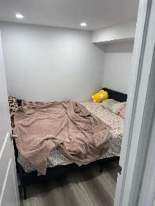 Legal 1 Bedroom Basement apartment for rent from July 1st - Photo 4