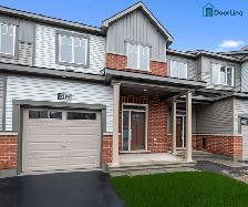 Bright 3-Bed, 2.5-Bath Townhome in Avalon, Orleans