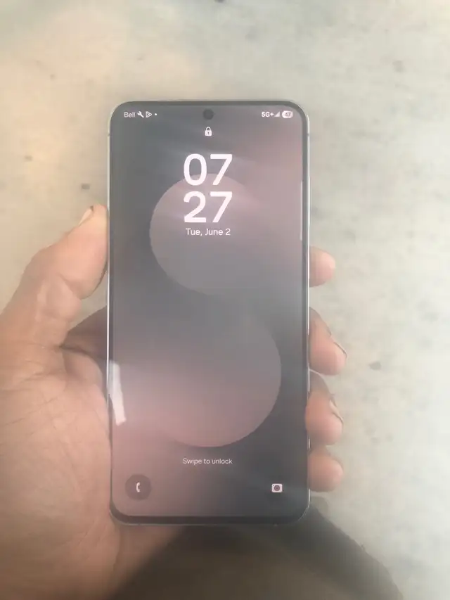 Samsung S25 FE brand new