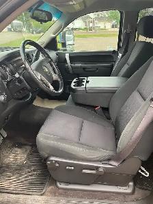 2014 Chev 2500 - Photo 3