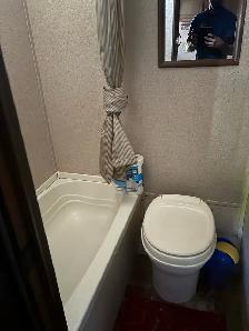 travel trailer - Photo 4