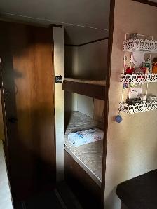 travel trailer - Photo 5