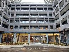 1bdrm   1 bath Condo @ Bathurst & Niagara St available Aug 1