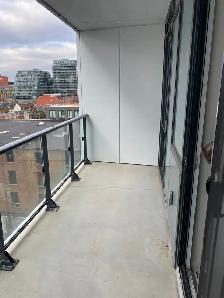 1bdrm   1 bath Condo @ Bathurst & Niagara St available Aug 1 - Photo 7
