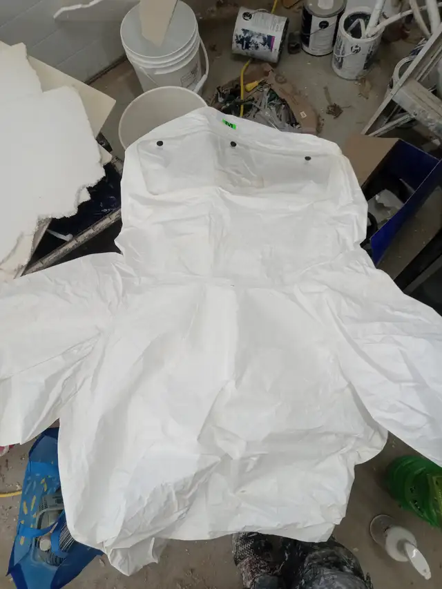 spray suit tops