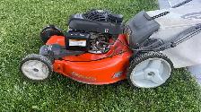 Husqvarna 22' Self-Propelled Lawn Mower - Honda GCV160 Engine - Photo 4