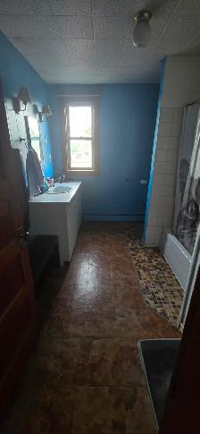 Appartement, Grand 2 1/2 près du centre ville de Sherbrooke