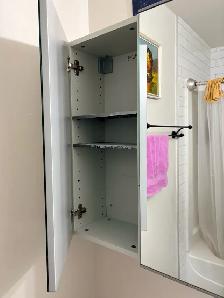 Large Medicine Cabinet - Photo 2