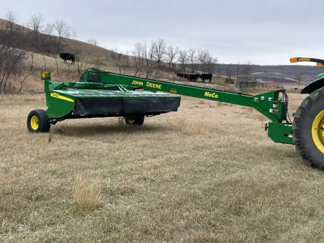 2019 John Deere Moco
