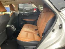 2019 Lexus NX NX 300 Premium AWD - LEATHER! NAV! BACK-UP CAM! BS - Photo 12