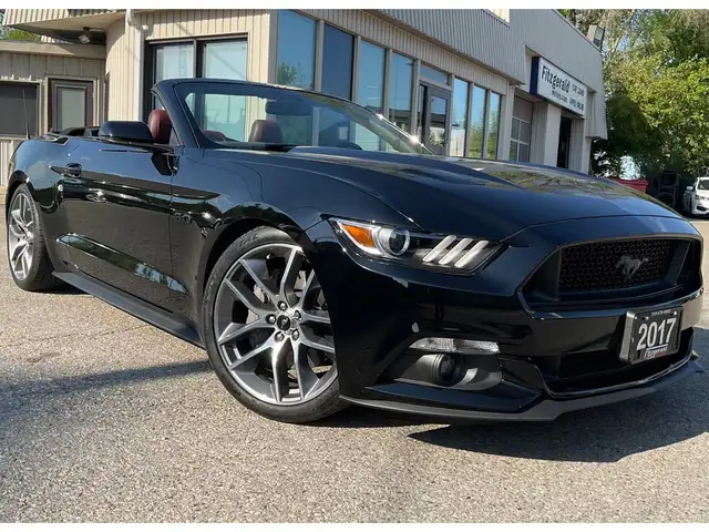2017 Ford Mustang GT Convertible - LEATHER! NAV! BACK-UP CAM! BS