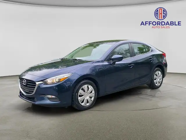 2017 Mazda MAZDA3 SE