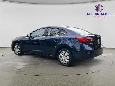 2017 Mazda MAZDA3 SE - Photo 3