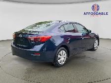 2017 Mazda MAZDA3 SE - Photo 5