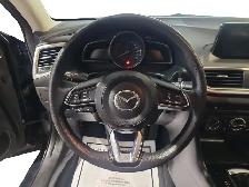 2017 Mazda MAZDA3 SE - Photo 13