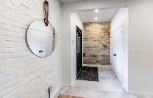 ULTRA MODERN 1 BED IN HEART OF WORTLEY - EXPOSED BRICK - Photo 4