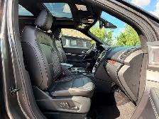 2018 Ford Explorer Platinum 7 Passengers 4WD - Photo 26