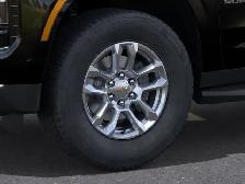 2026 Chevrolet Suburban - Photo 9