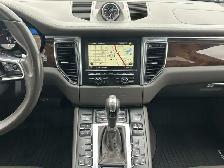 2015 Porsche Macan TURBO AWD/NAVIGATION/B.CAM/PANO ROOF/EXCELLEN - Photo 28