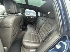 2015 Porsche Macan TURBO AWD/NAVIGATION/B.CAM/PANO ROOF/EXCELLEN - Photo 38