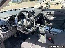 2024 Nissan Rogue - Photo 17